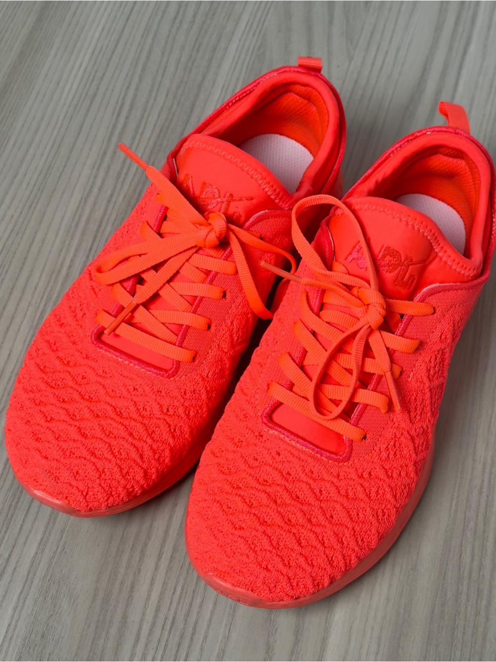 APL Neon Coral Knit Sneakers - Bright Orange-Red size 8.5 Woman / 7 Men 39 euro